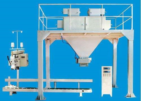Собственная личность установила 3 машину деревянной лепешки участка 50kg кладя в мешки